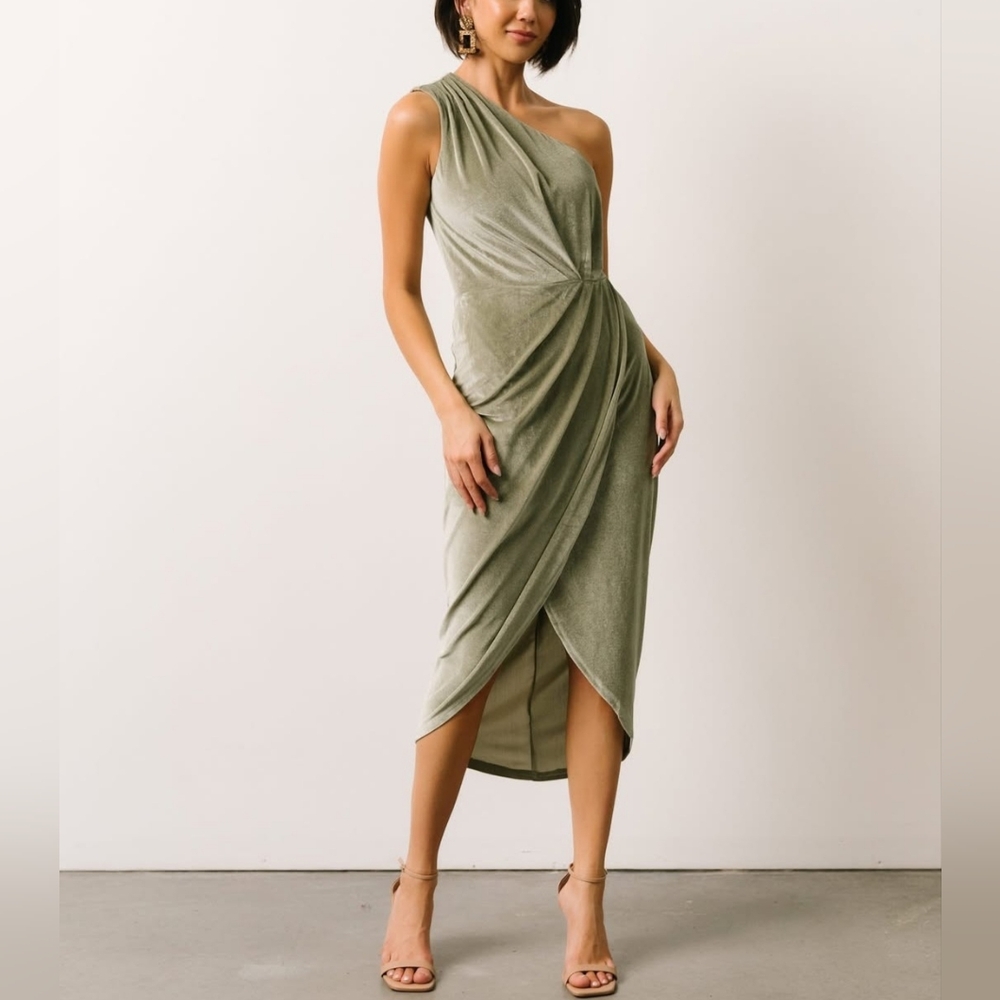 BALTIC BORN Kourtney Velvet One Shoulder Midi Dress Sage Green color SZ S